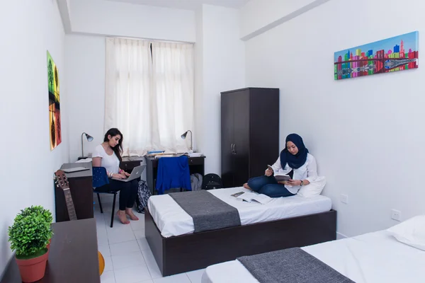 Large Twin Sharing Room